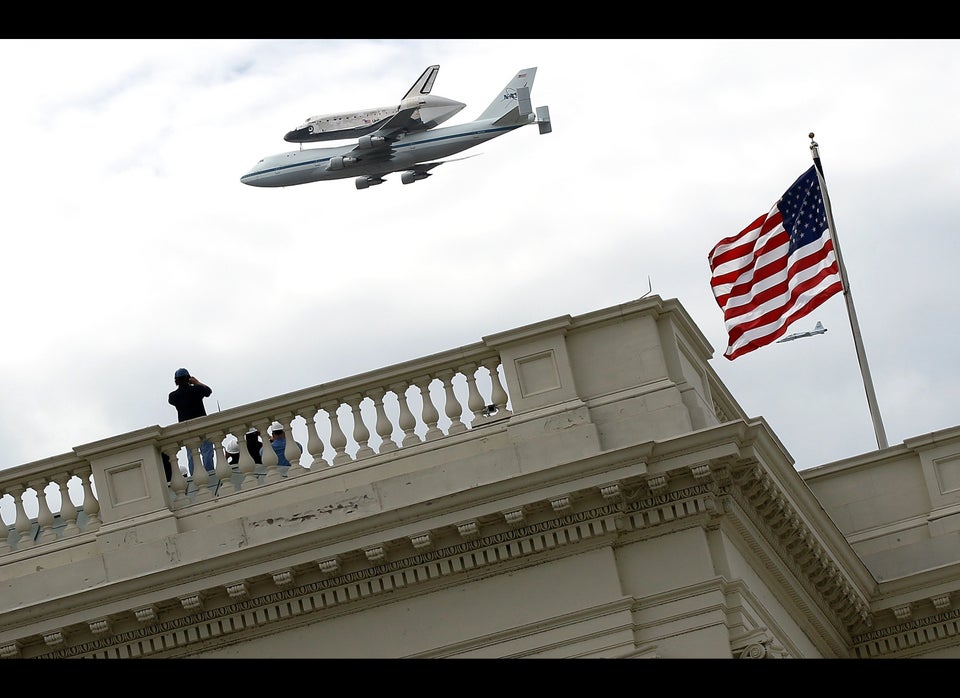 Space Shuttle Discovery