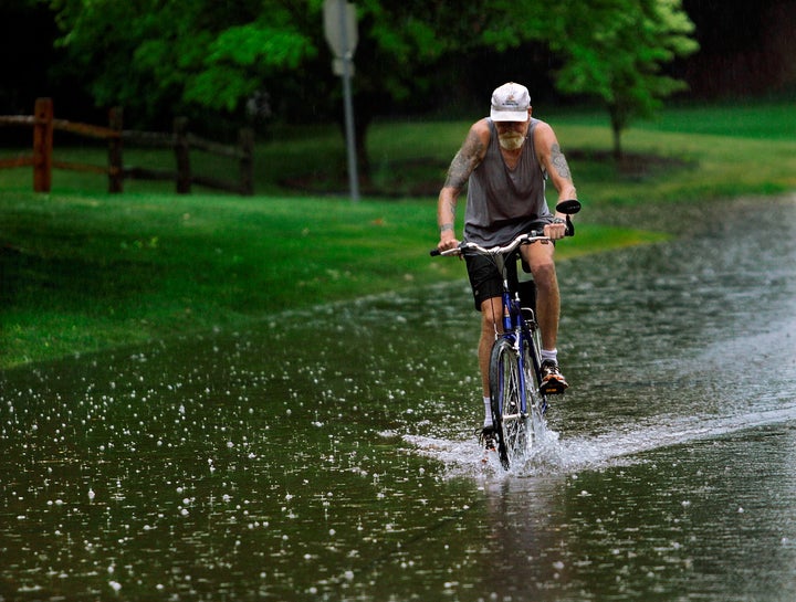 Heavy Rain Floods Denver Streets For Monday Morning Commute | HuffPost ...