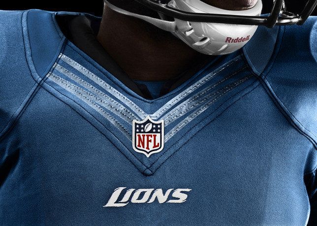 Should the Detroit Lions Change their Uniforms? 
