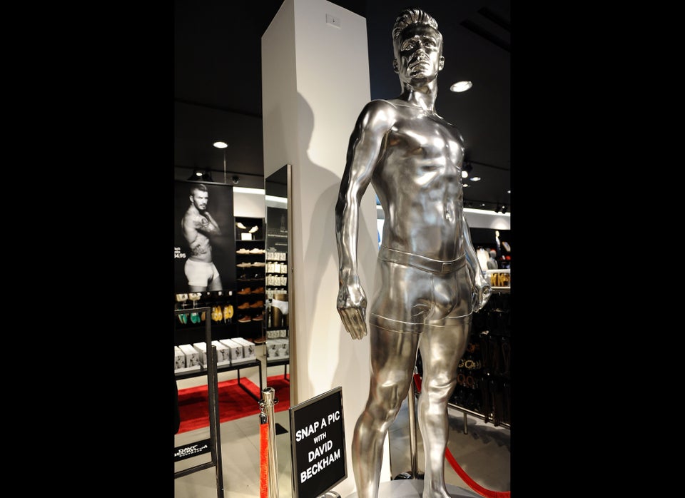 H&M Celebrates New David Beckham Ad Campaign With Statue Stunt - Los Angeles