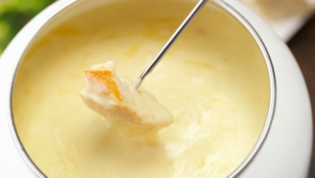 Cheese Fondue with French Bread