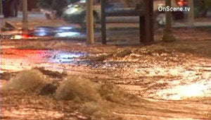 Hollywood Water Main Break Causes Sinkhole Near Oscars | HuffPost Los ...
