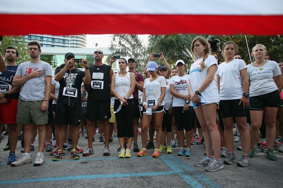 Miami Runners Club Organizes Tribute Run For Victims Of Boston Marathon Bombings