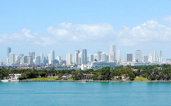 Description 1 View of the Miami Skyline | Source Wikimedia Commons | Author Marc Averette | Date 2008-03-28 | Permission | other_versions ... 