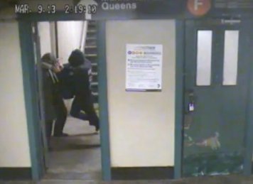 Woman Robbed, Beaten In Brooklyn Subway Station (VIDEO) | HuffPost New York