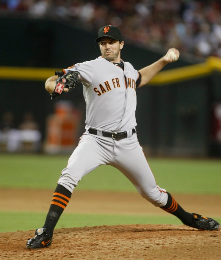 Giants' Barry Zito to get married this weekend