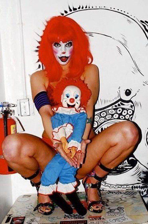 Female Clown Porn - Hollie Stevens Dead: The Queen of Clown Porn Dies | HuffPost