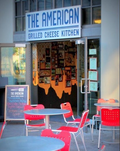 American Grilled Cheese Kitchen Wins Major National Small Business   5be3693f1f0000fb04262140 