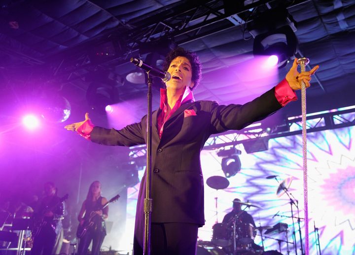 AUSTIN, TX - MARCH 16: Prince performs as Samsung Galaxy presents Prince and A Tribe Called Quest at SXSW on March 16, 2013 in Austin, Texas. (Photo by John Sciulli/Getty Images for Samsung)