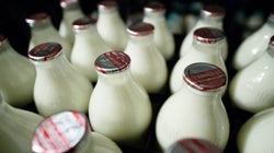 Τελικά τα γαλακτοκομικά χαμηλών λιπαρών είναι καλύτερα από τα πλήρη;