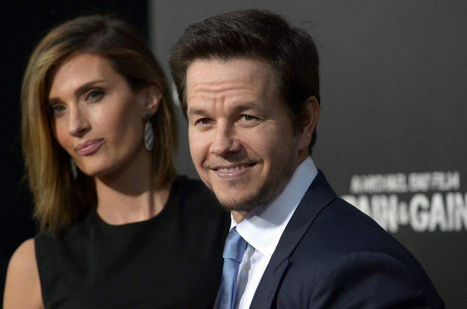 Mark Wahlberg Visits T.C. Williams High School In Alexandria, Virginia ...