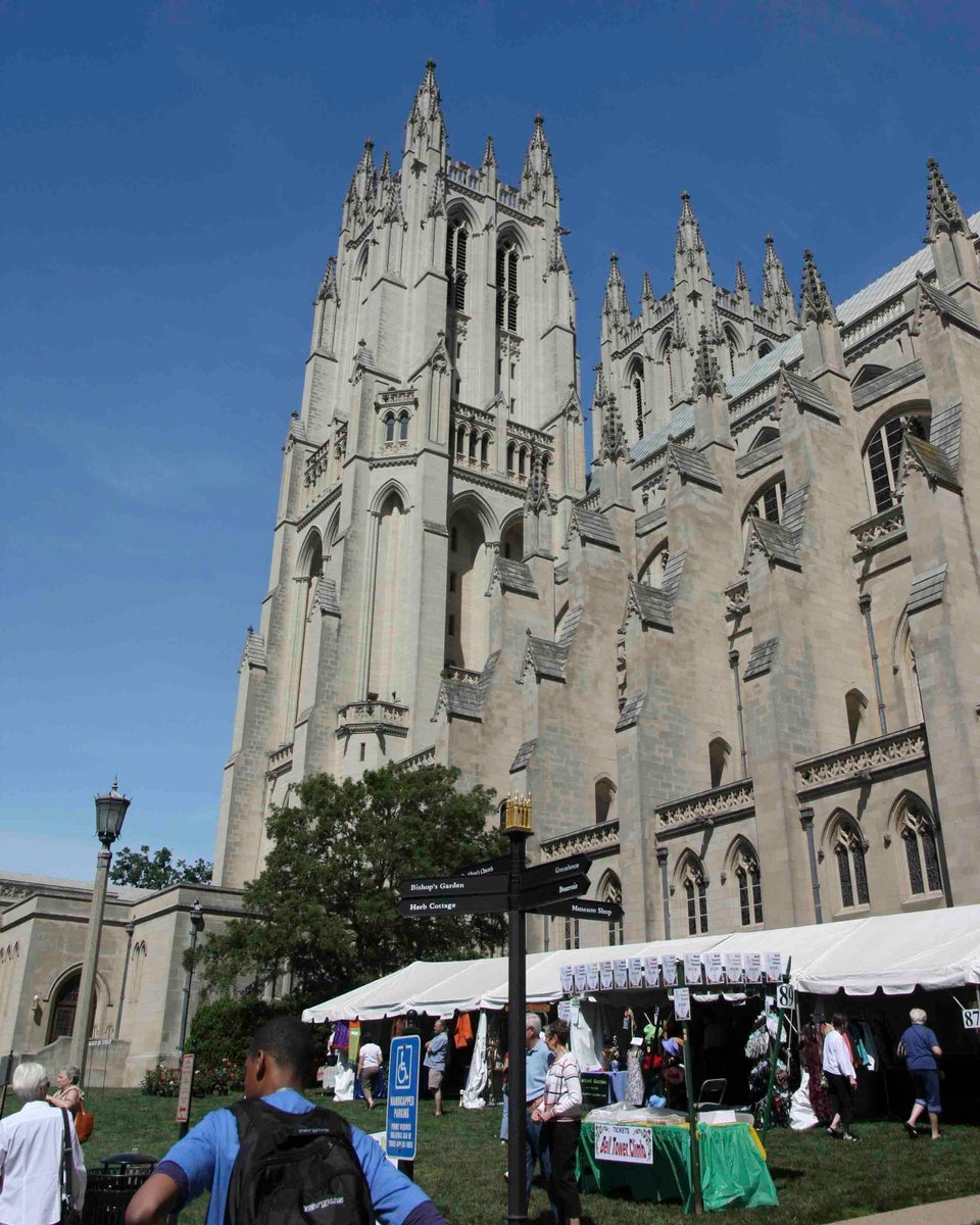 National Cathedral Flower Mart This Weekend (PHOTOS) HuffPost DC