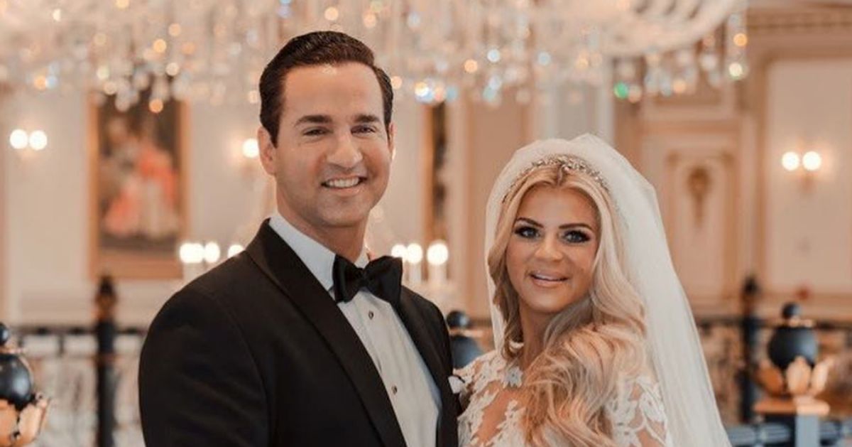 Mike The Situation Sorrentino Of Jersey Shore Marries Lauren Pesce Huffpost Life 0584