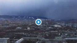 Βίντεο: «Τσουνάμι» χιονιού «καταπίνει» πόλη της Σιβηρίας