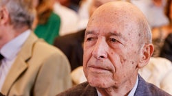 Τι απαντά ο Κώστας Σημίτης για το άνοιγμα των τραπεζικών του λογαριασμών