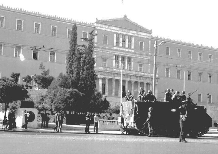 21 Απριλίου 1967 - Βουλή - Τανκς