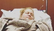 Amy Schumer Jokes About Her Pregnancy Glow With IV Drip In Hand 4