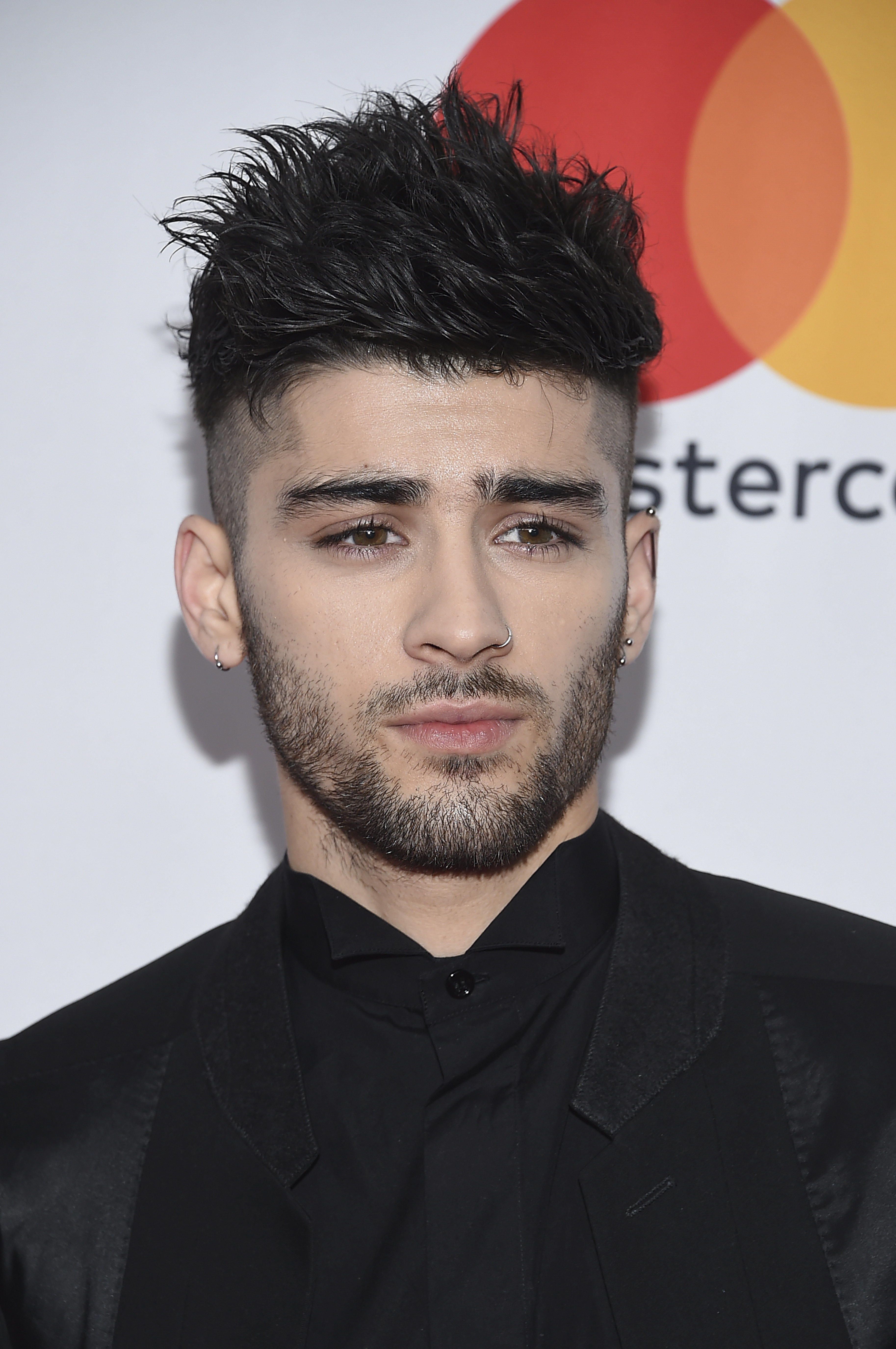 Zayn Malik Reveals Why He No Longer Identifies As Muslim HuffPost   5bef5b542600004502847c46 