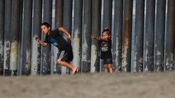 Τρεις εβδομάδες στα αμερικανικά σύνορα: Ενας πολεμικός ανταποκριτής καταγράφει το τραύμα των μεταναστών