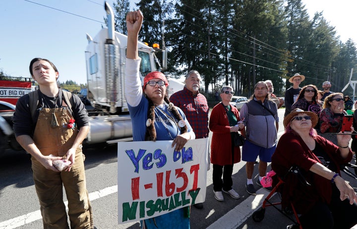 Grassroots campaigns weren't enough for Washington state's Initiative 1631, which would have imposed a tax on carbon. After a well-funded campaign funded by oil and gas companies, the initiative lost decisively.