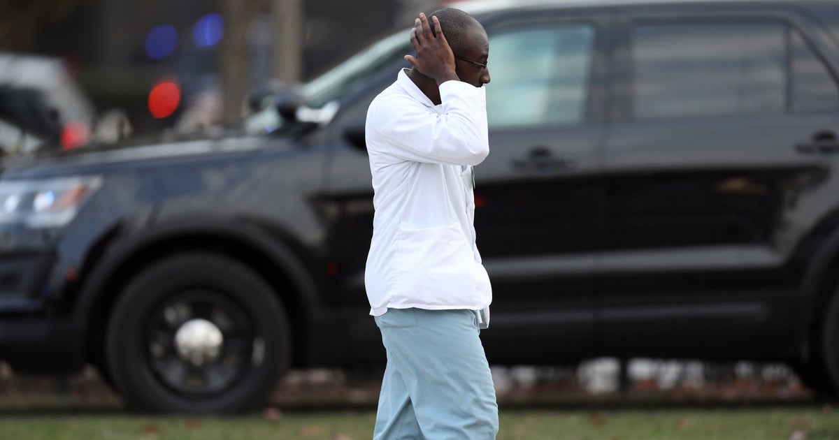 Shooting At Chicago Hospital Leaves 4 Dead, Including Police Officer