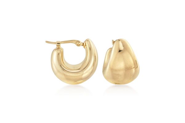 Shop These Luxury Look-Alike Trendy Earrings — Only $17!