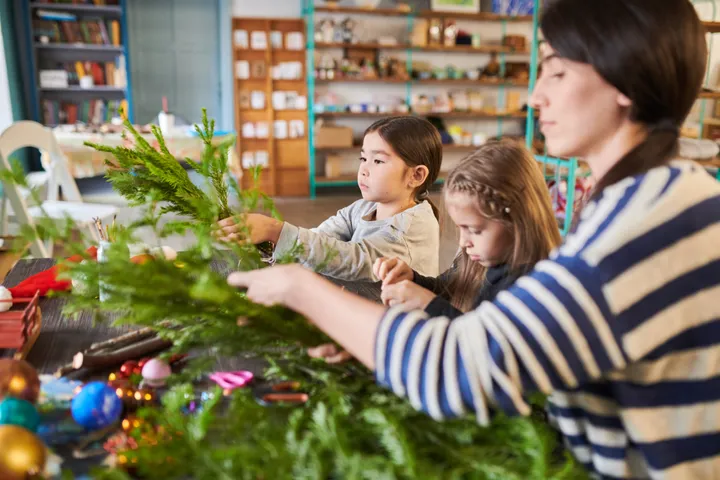 Free Things To Do With Kids Christmas 2022 9 Free Things To Do With Kids At Christmas To Keep The Magic Alive |  Huffpost Uk Parents