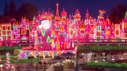 Η μεταμόρφωση της Disneyland για τα Χριστούγεννα σε ένα time-lapse βίντεο