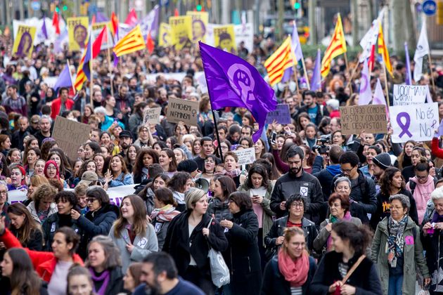 25일 스페인 바르셀로나에서 열린 국제 여성 폭력 추방의 날 시위