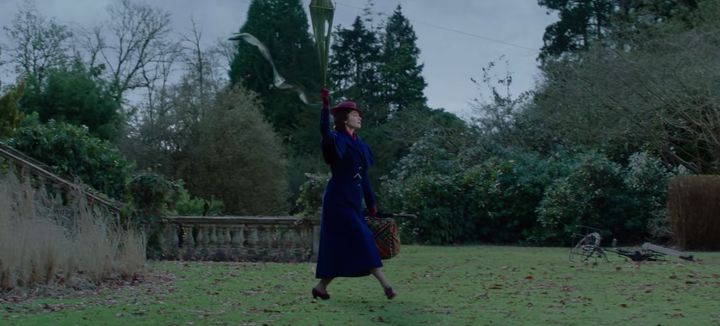 Mary Poppins arrives holding a kite in the film's trailer