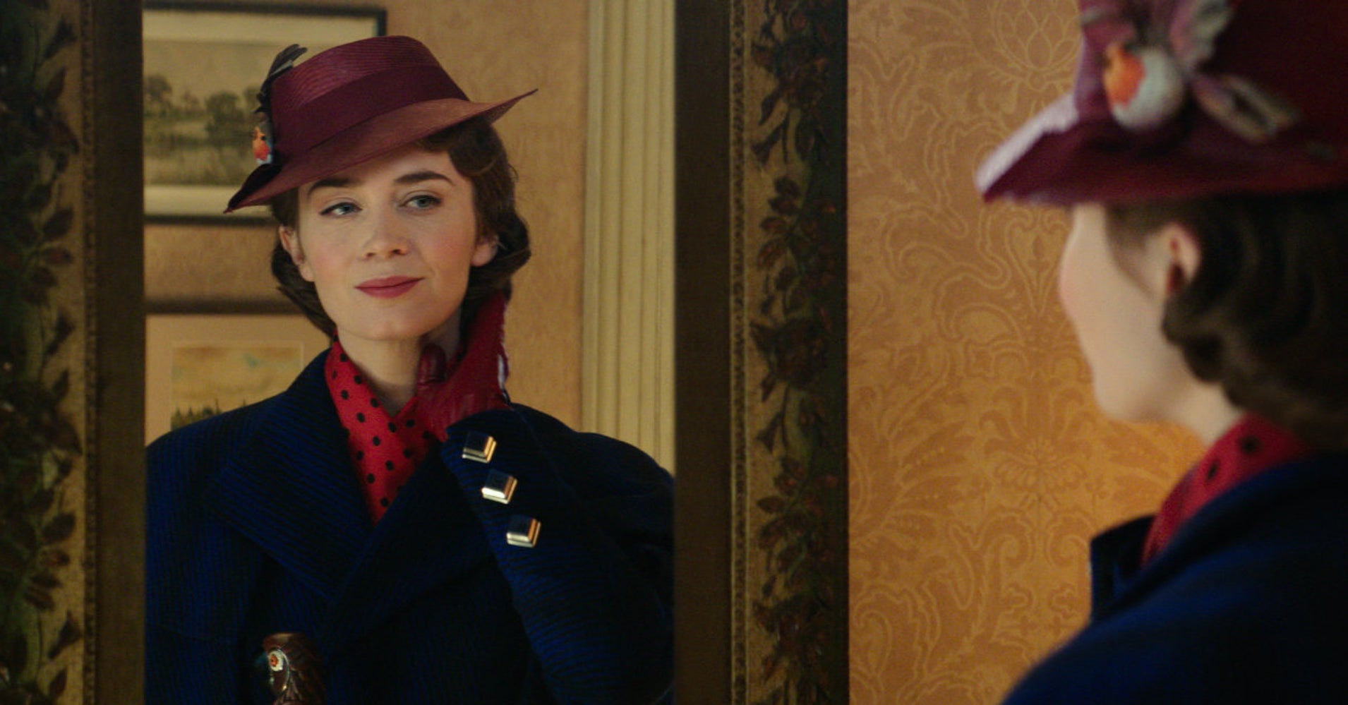'Mary Poppins Returns' Is A Spoonful Of Sugar, Both Familiar And Fresh