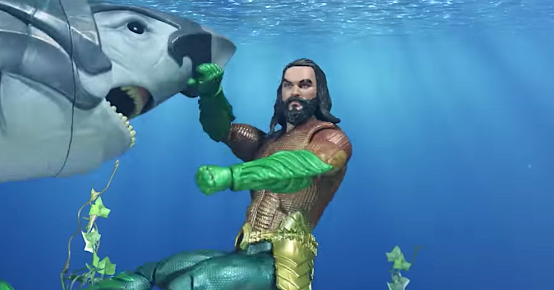 aquaman boat toy