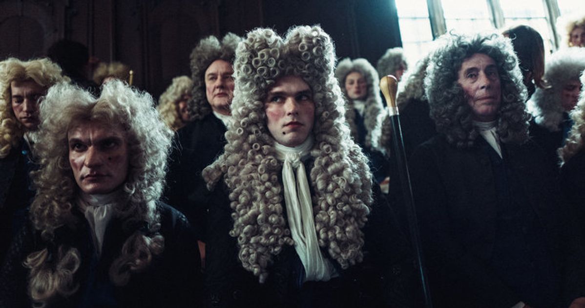 Go See 'The Favourite,' You Corny-Faced Blunderbuss