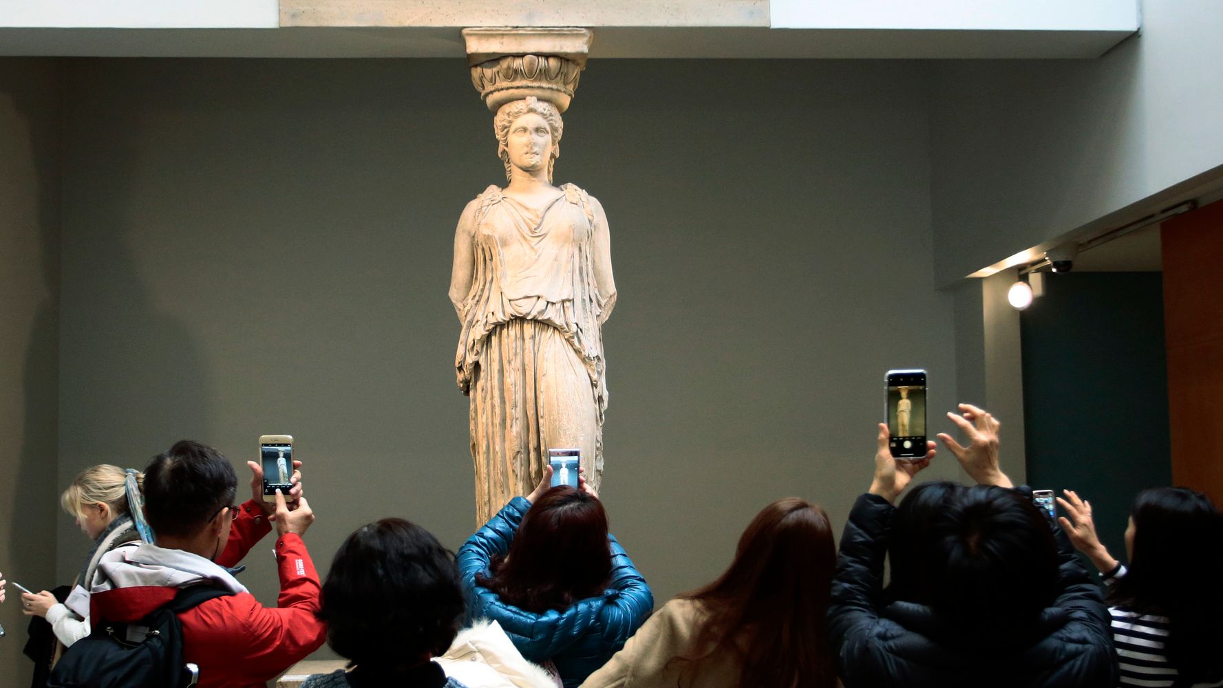 Δείτε τα γλυπτά του Παρθενώνα στο Βρετανικό Μουσείο | HuffPost Greece