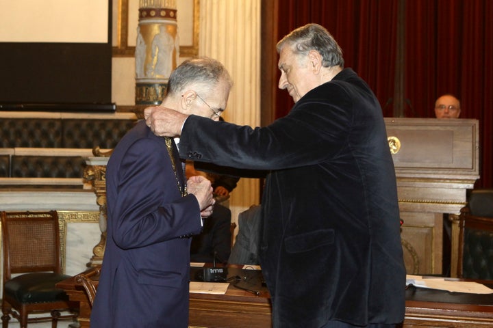 H επίσημη υποδοχή του Βασίλη Ράπανου στην Ακαδημία