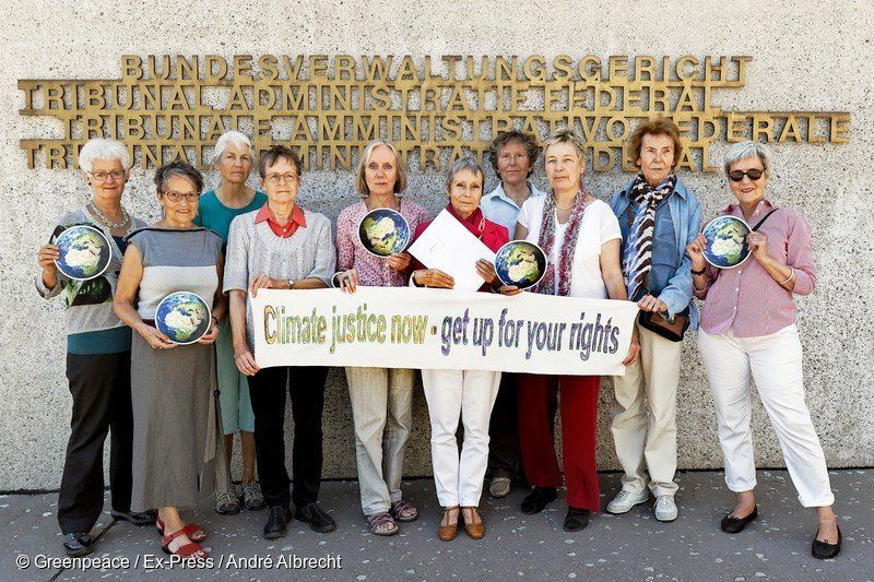 Οι “Γυναίκες άνω των 60 για την Προστασία του Κλίματος” (KlimaSeniorinnen), ζητούν από την ελβετική κυβέρνηση να προστατεύσει την επόμενη γενιά από τις καταστροφικές κλιματικές αλλαγές.
