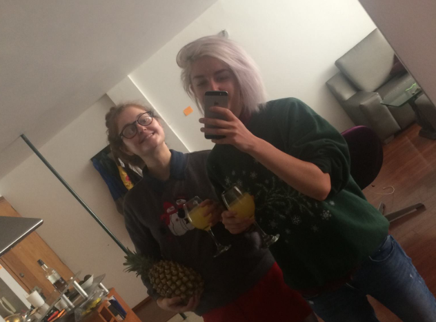 Eve Hartley and friend Lucy Sherriff in Colombia.