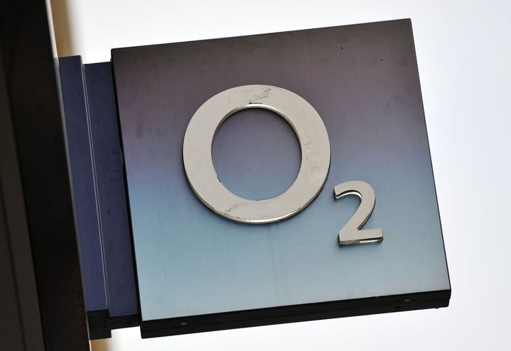 O2's 4G network lost coverage at 0530 AM (GMT) on Thursday. Services were restored on Friday morning, the company said.