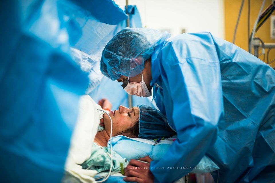 18 Raw Birth Photos Show The Power Of A Supportive Partner Huffpost Life