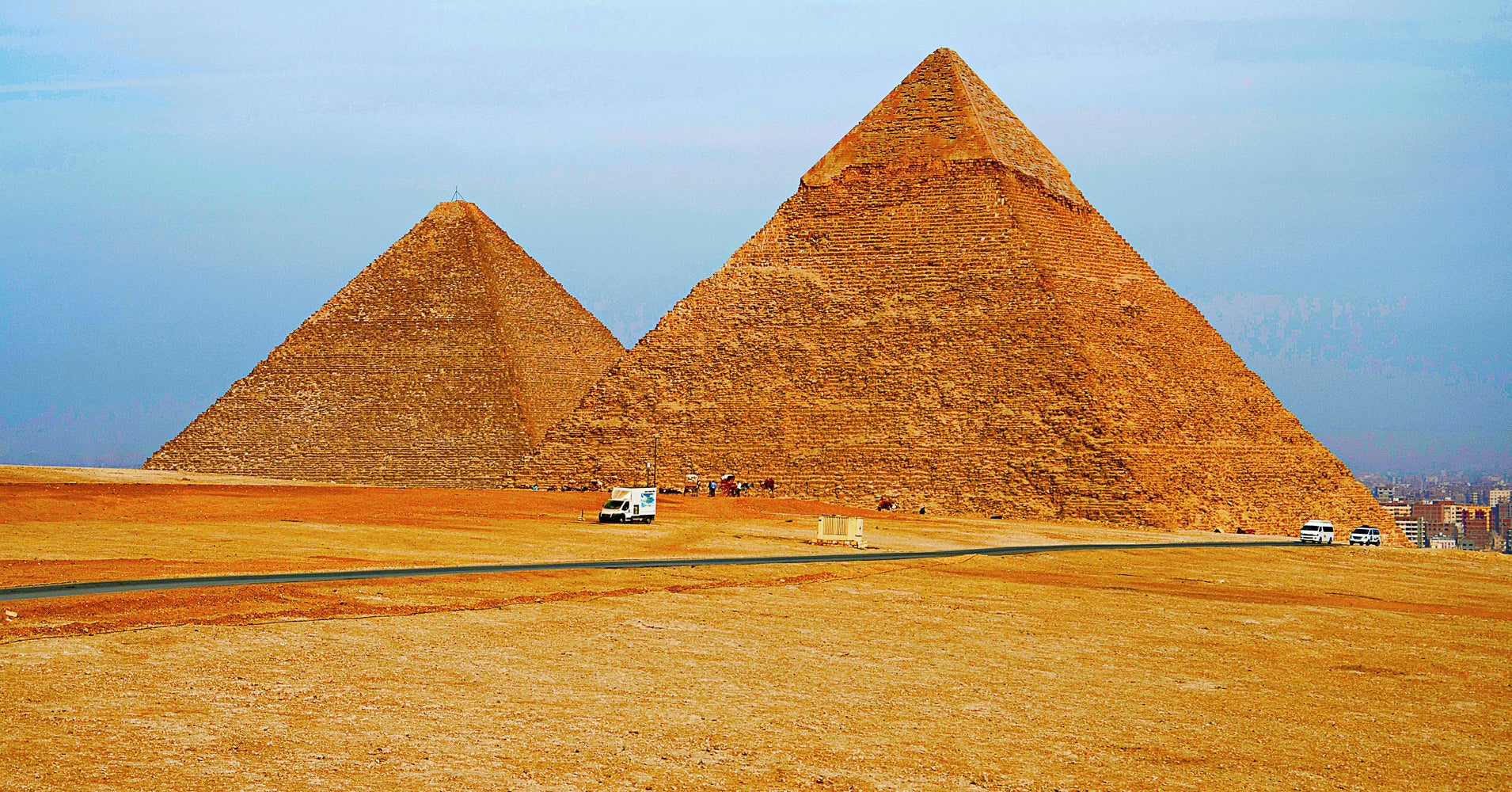 Egypt Authorities Investigate X Rated Photos On Top Of Great Pyramid 