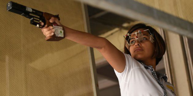 In the 30-shot precision round, Heena accumulated 286 points out of a possible 300 with series scores of 95, 95 and 96 that pushed her in the rear of the queue.