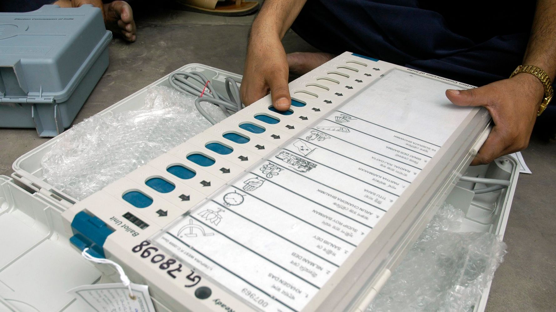 Sc Issues Notice To Centre Ec On Plea Challenging Use Of Evms Without