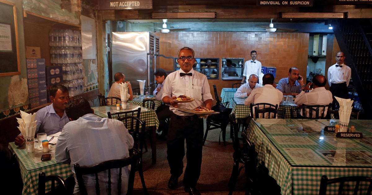 You No Longer Have To Pay Service Charge On Hotel And Restaurant Bills