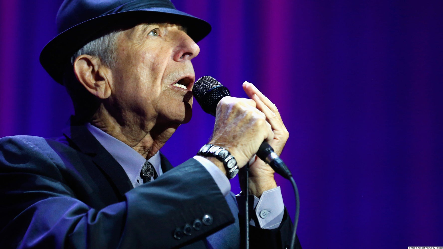 Leonard Cohen Dead At 82 | HuffPost null