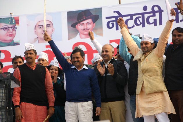 Delhi Chief Minister Arvind Kejriwal, Delhi Deputy Chief Minister Manish Sisodia, Tourism Minister Kapil Mishra, AAP Haryana Convenor Naveen Jaihind and party leaders during a 'Tijori Tod Bhanda Fod' rally, on January 1, 2017 in Rohtak, India.