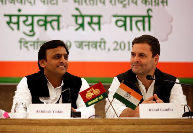 Samajwadi Party (SP) President and Chief Minister of the northern state of Uttar Pradesh Akhilesh Yadav (L), and Vice President of India's main opposition Congress party Rahul Gandhi attend a joint press conference in Lucknow, India, January 29, 2017. REUTERS/Pawan Kumar