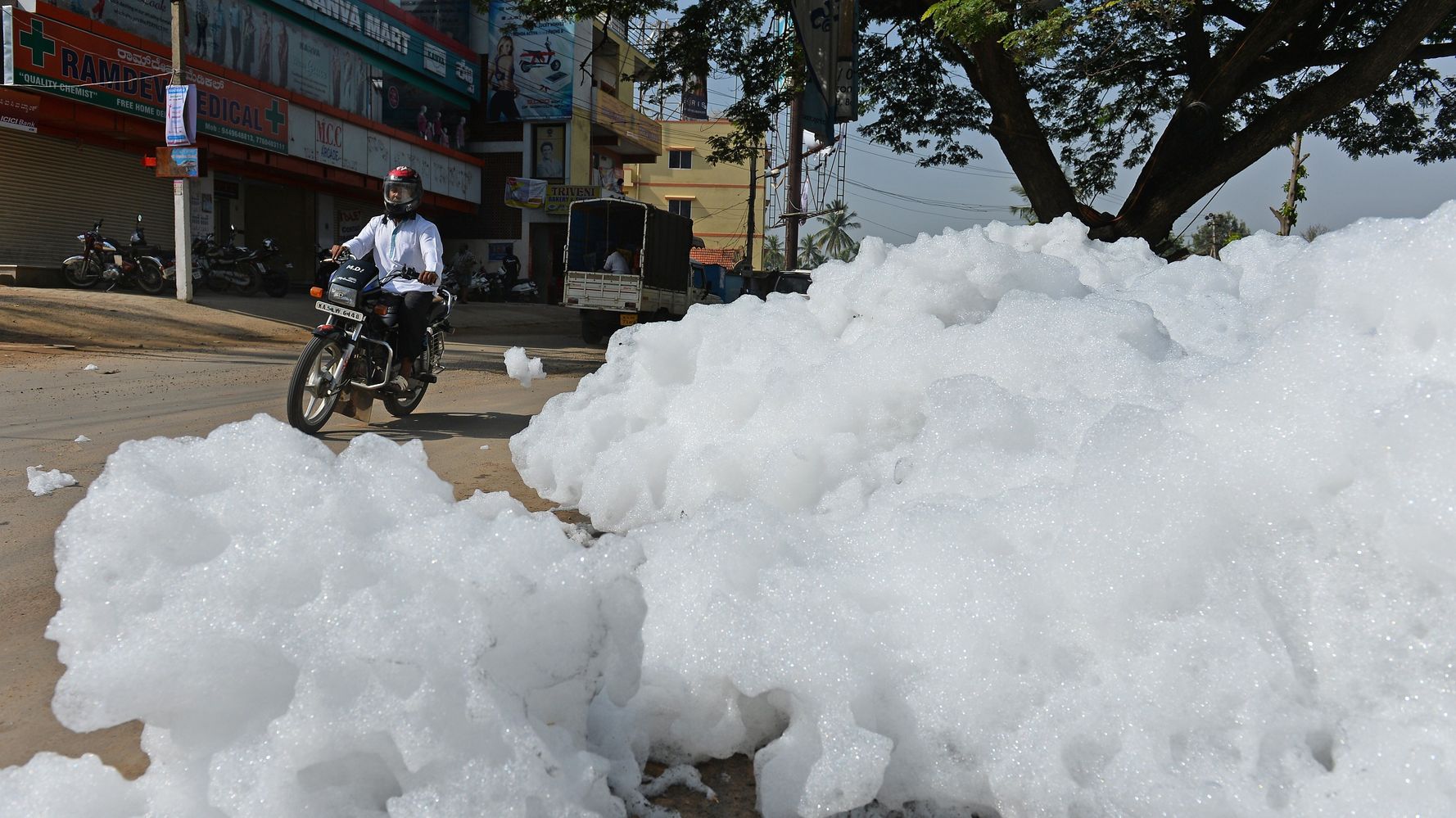 Karnataka CM’s Response To The Problem Of Chemical 'Snow' In Bengaluru