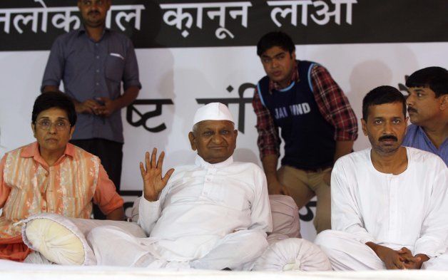Anna Hazare, Arvind Kejriwal and Kiran Bedi during their dharna at Jantar Mantar on August 1, 2012.