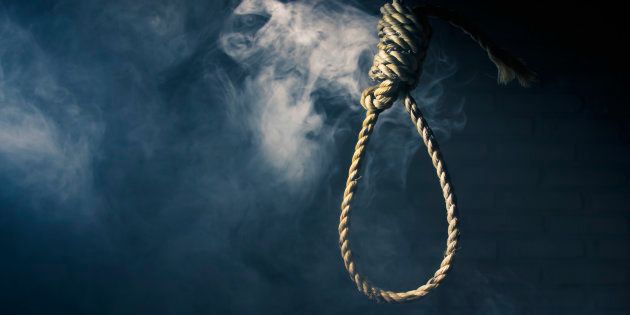 high contrast image of a hangman's noose
