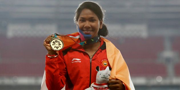 Barman with her gold medal in Jakarta on 30 August.